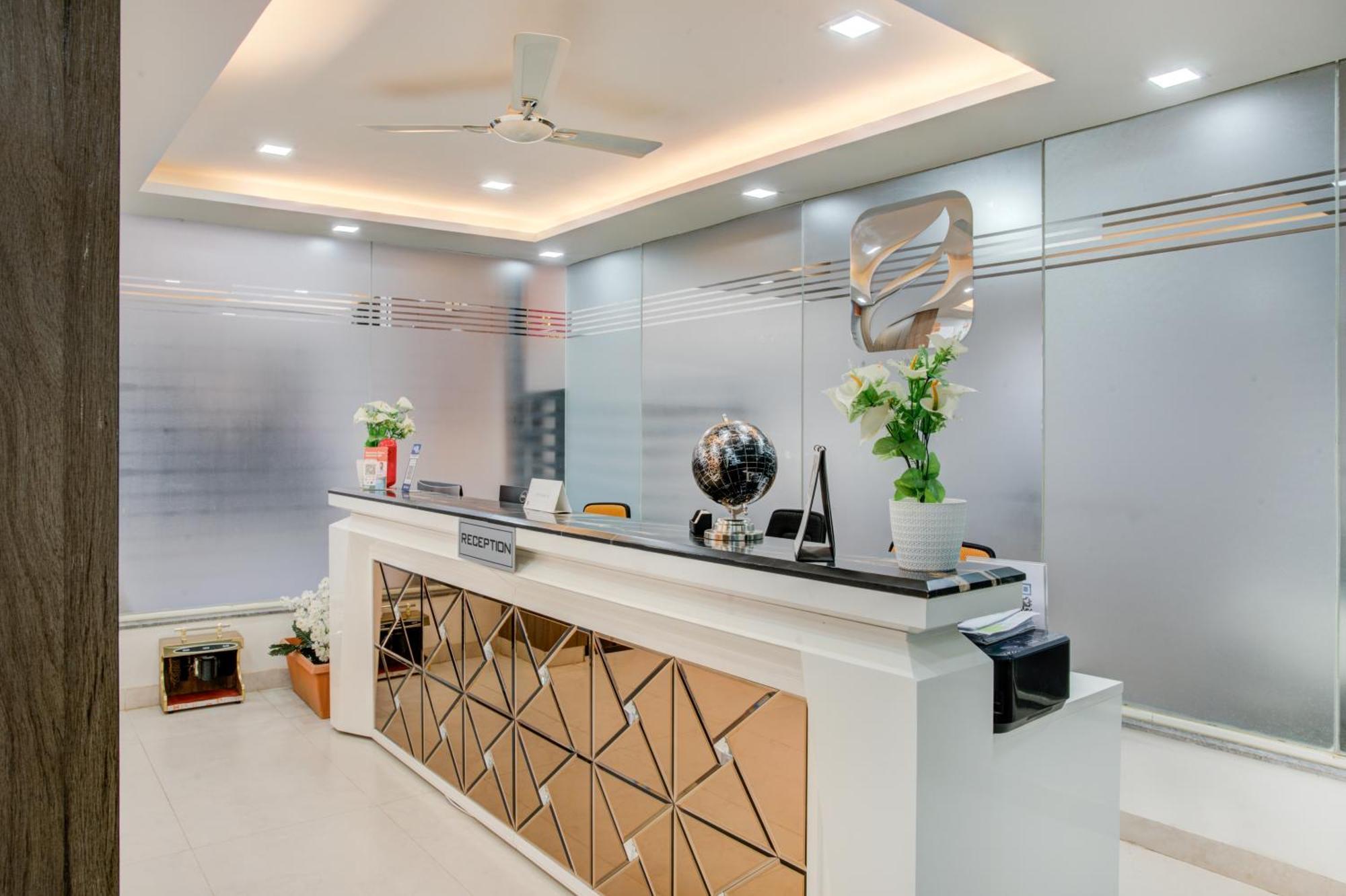 Hotel Sterling Inn Bangalore International Airport Yelahanka Экстерьер фото